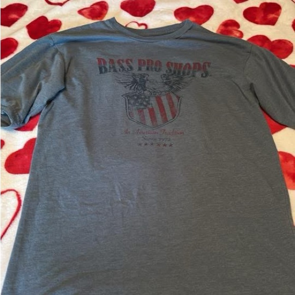 Bass Pro Shops Gray Short Sleeve Tee Casual Comfort